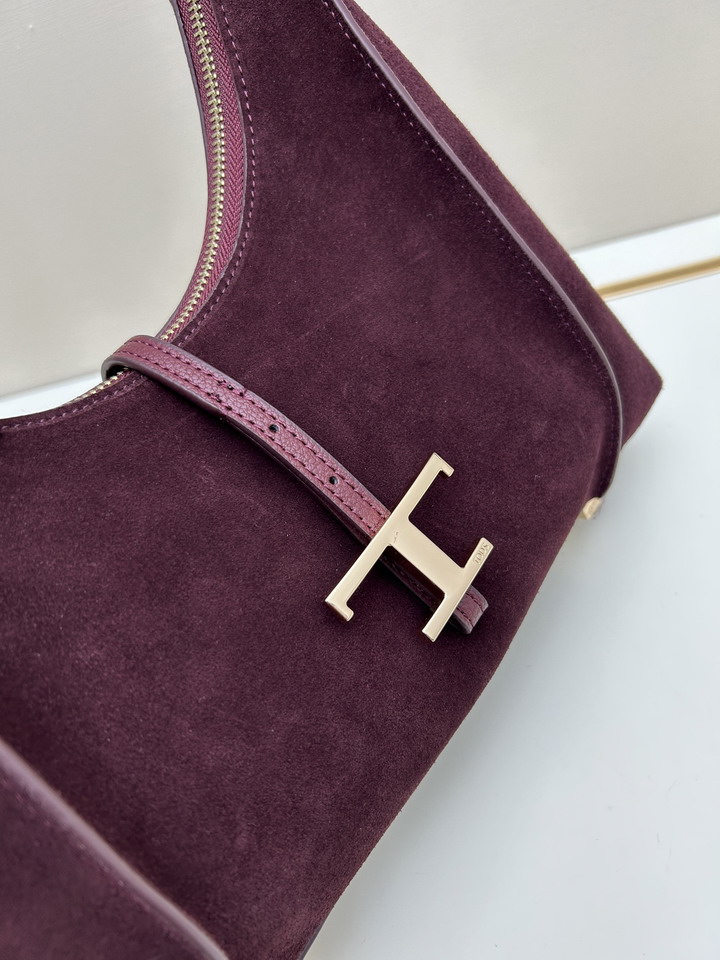 TOD's 08920 31x27x9cm jj3