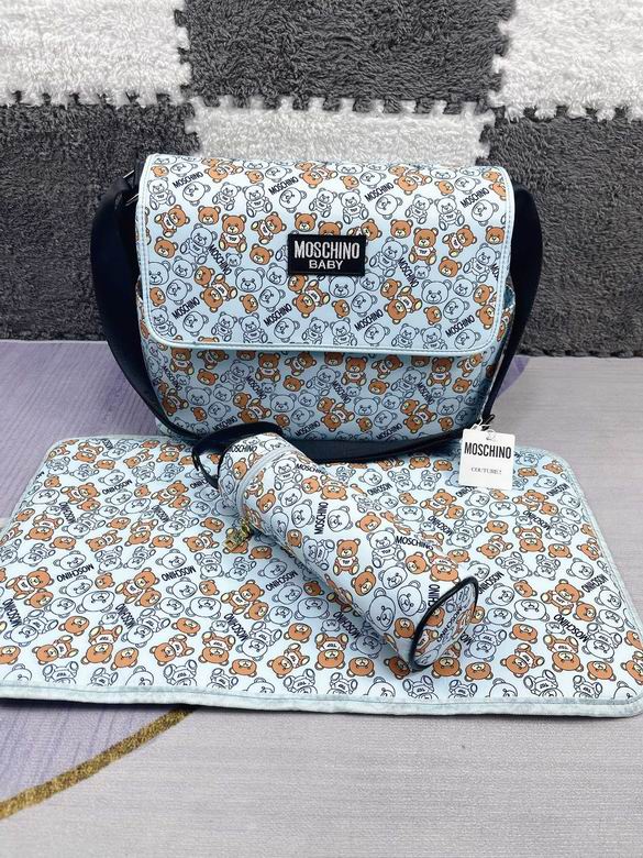 Moschino  40x30x15cm CX 1