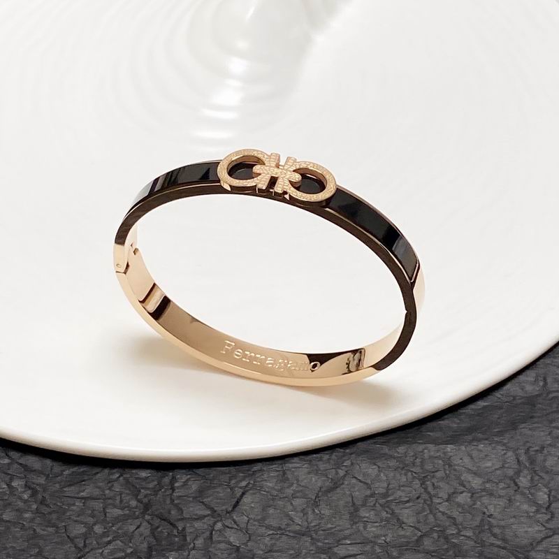 Ferragamo bracelet lyr1 0227