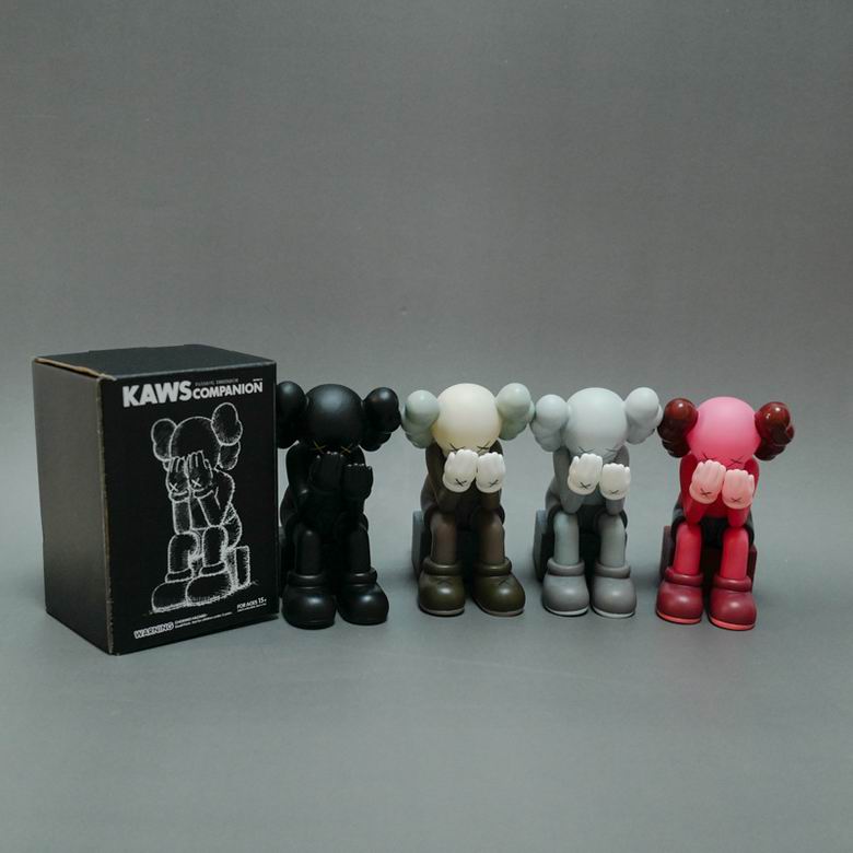 Kaws 12 6 9cm 110g 4C m03