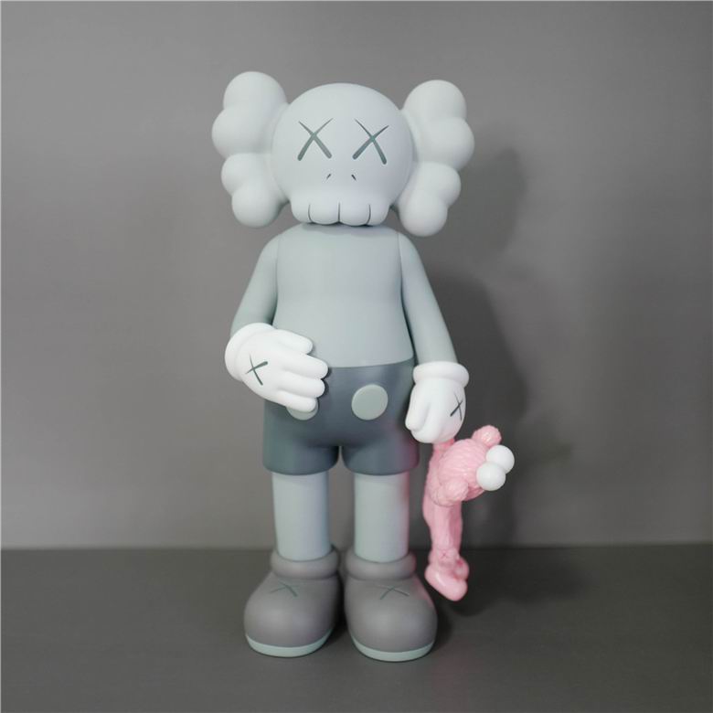 Kaws 16 9 30cm 750g 3C m14