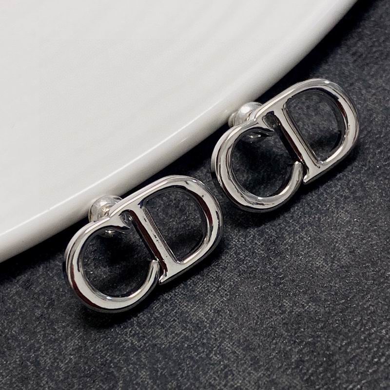 Dior Earring 01lyr12