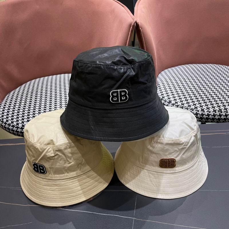 Balenciaga hat 062401