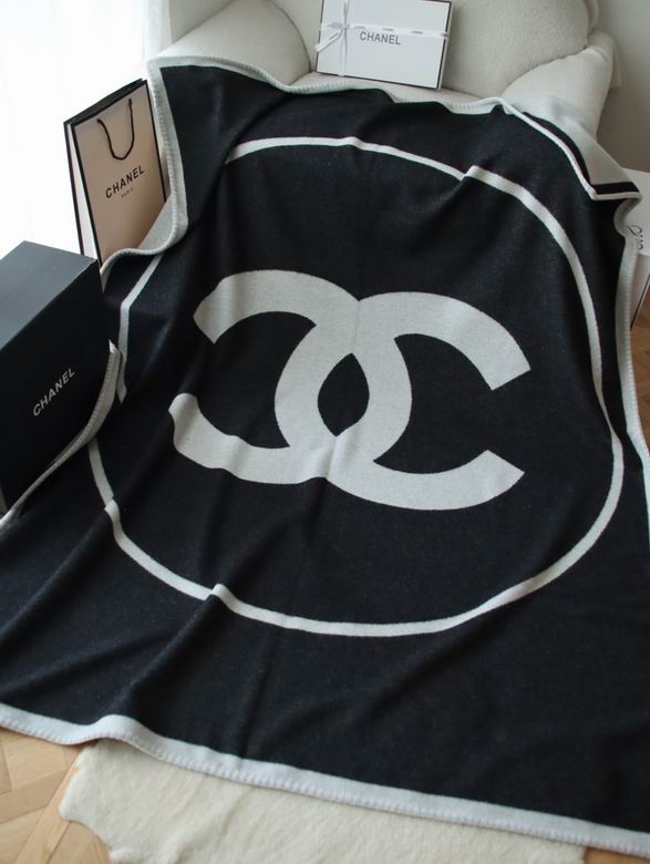 Chanel 135x170cm 08