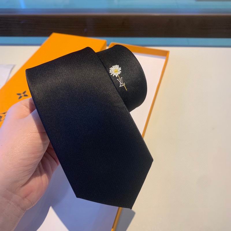 LV Tie hm19