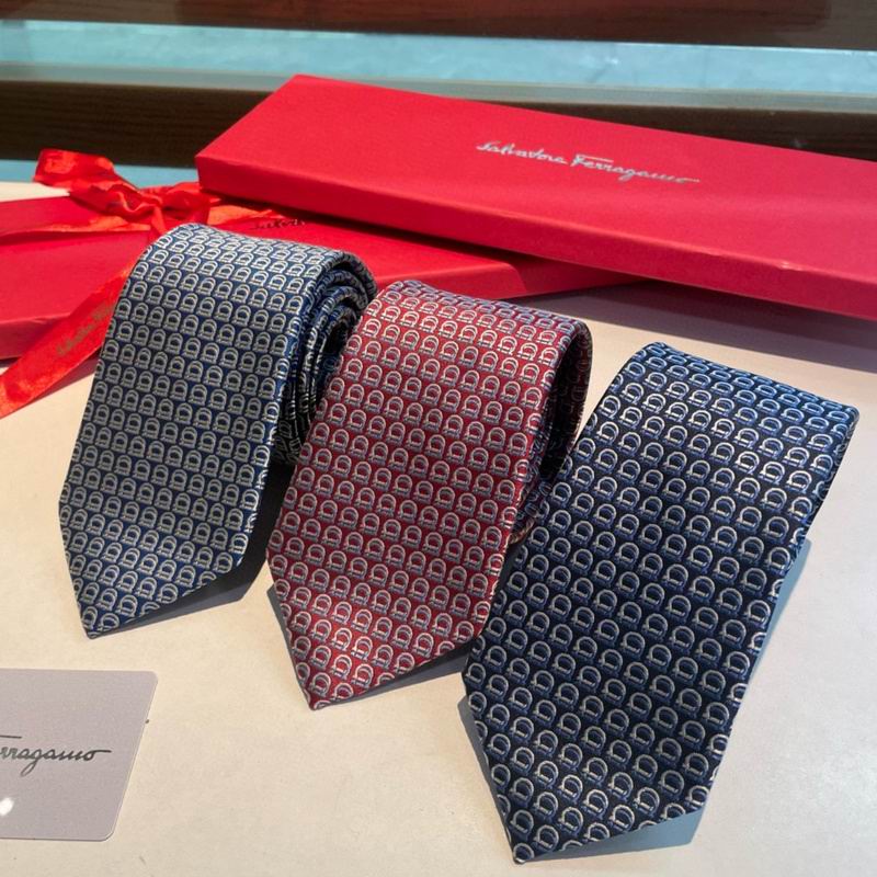 Ferragamo Tie hm04