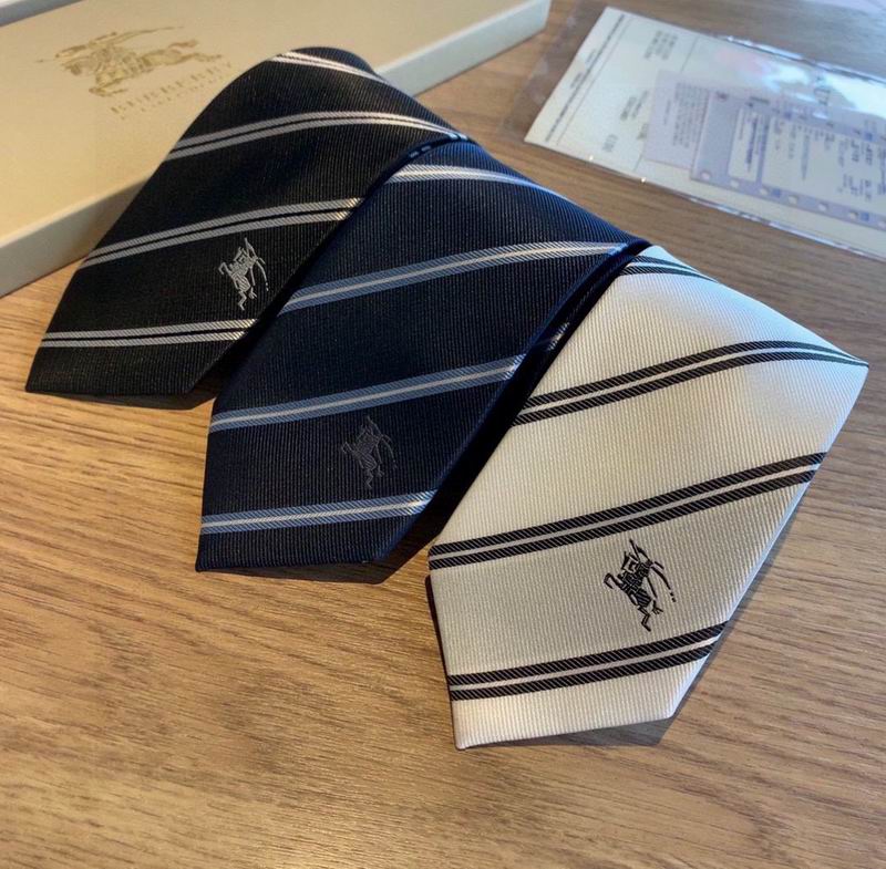 Burberry Tie hm05