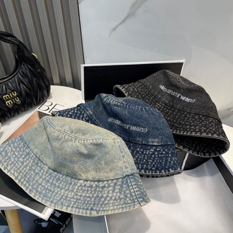 Alexander Wang hat dx04