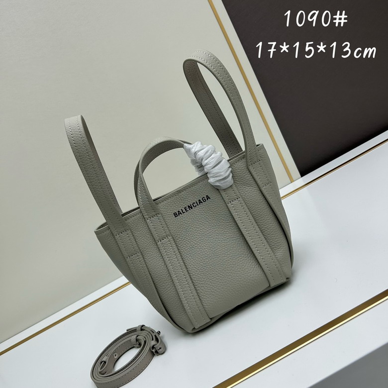 Balenciaga 1090 17x15x13cm ww1