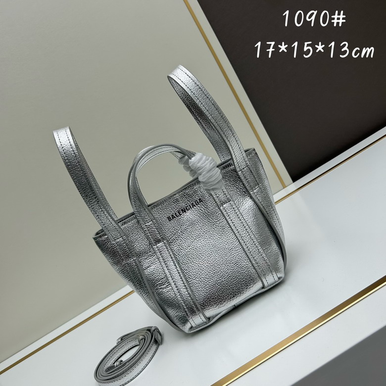 Balenciaga 1090 17x15x13cm ww2