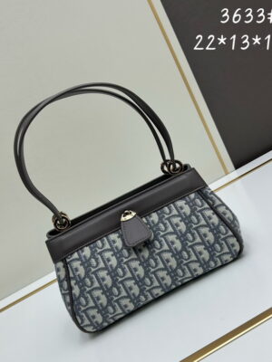 Dior 3633 22x13x12cm ww6