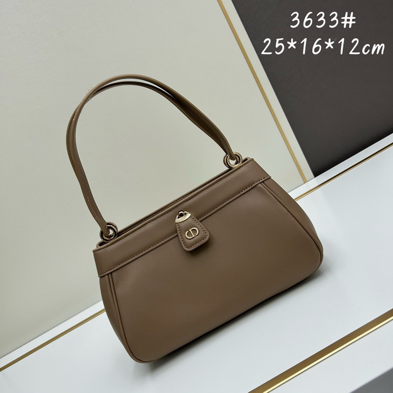 Dior 3633 25x16x12cm ww2