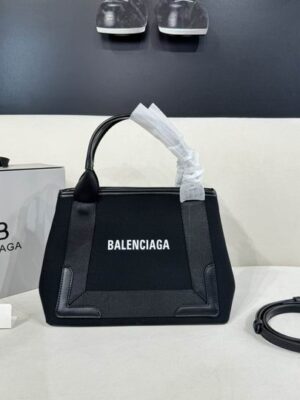 Balenciaga 27x22x12cm zy