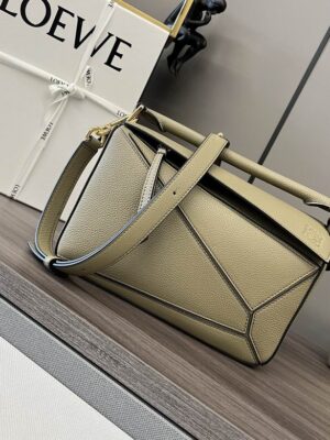 261801 24X10.5X16cm SS-4