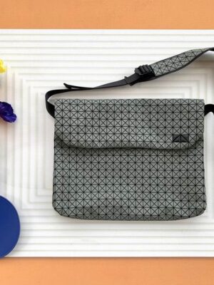 36.5X27.5X7cm 061111 YT 4