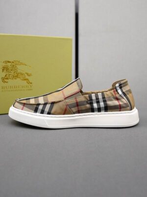 Burberry sz38-44 mnw0370
