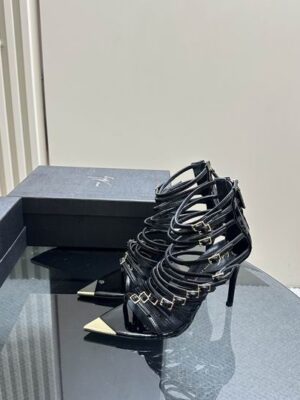 Giuseppe Zanotti sz35-40 mnh0309