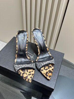 Giuseppe Zanotti sz35-40 mnh0418
